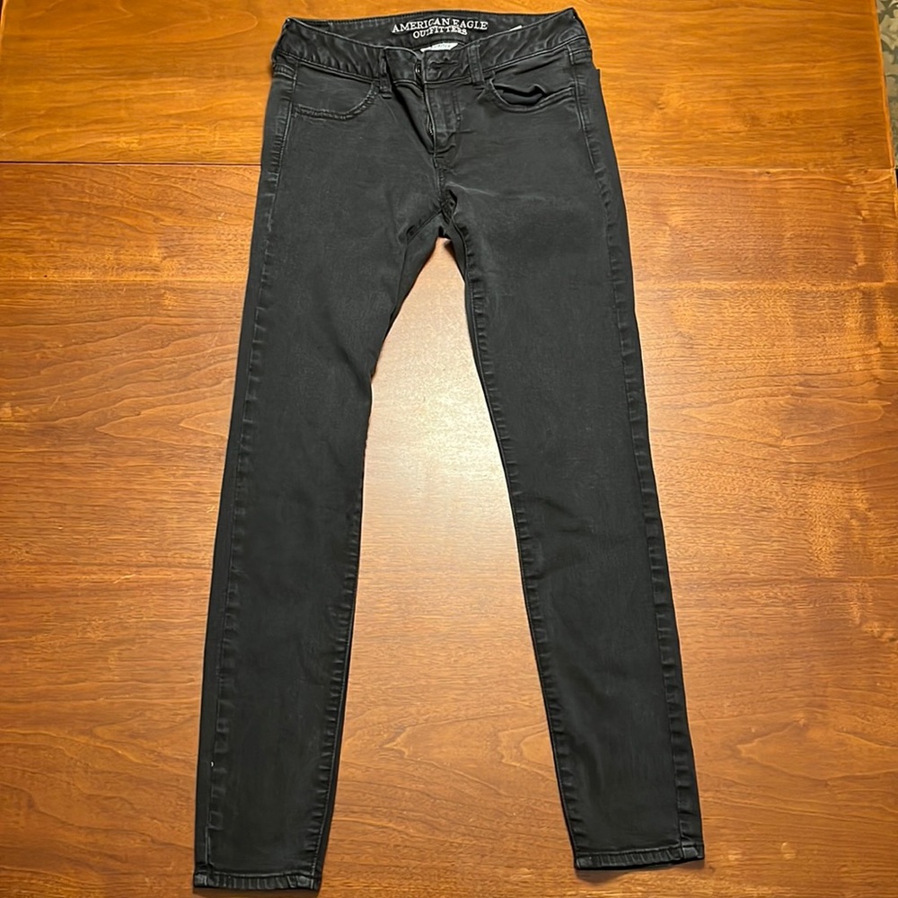 American Eagle Outfitters Black Super Stretch Jegging, sz 6.